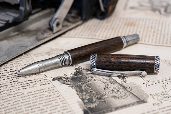 Bog Oak - Jr. Milton Antique Silver